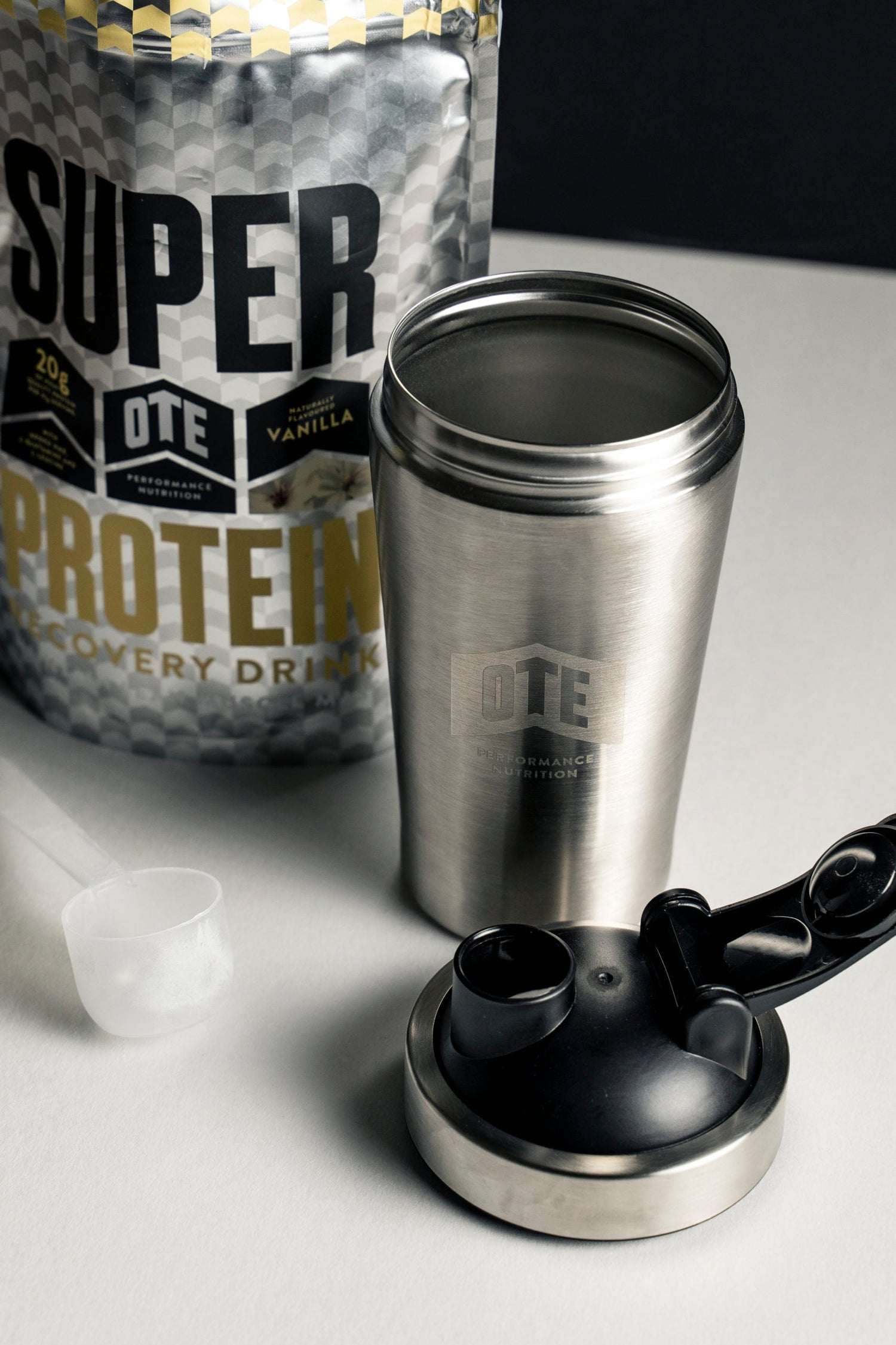 Stainless Steel Protein Shaker Bottle 500ml image 3