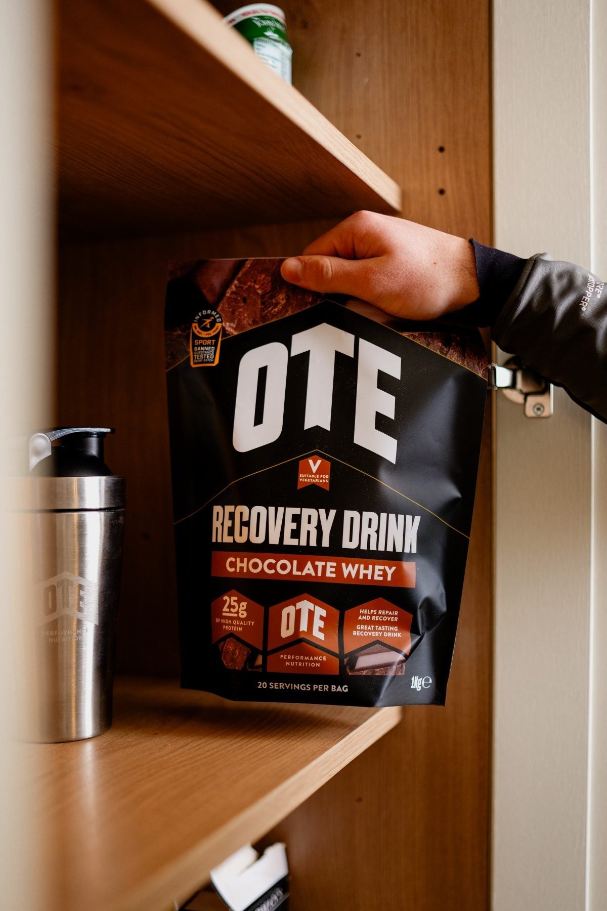Chocolate Whey Recovery Protein Bulk Pack image 1