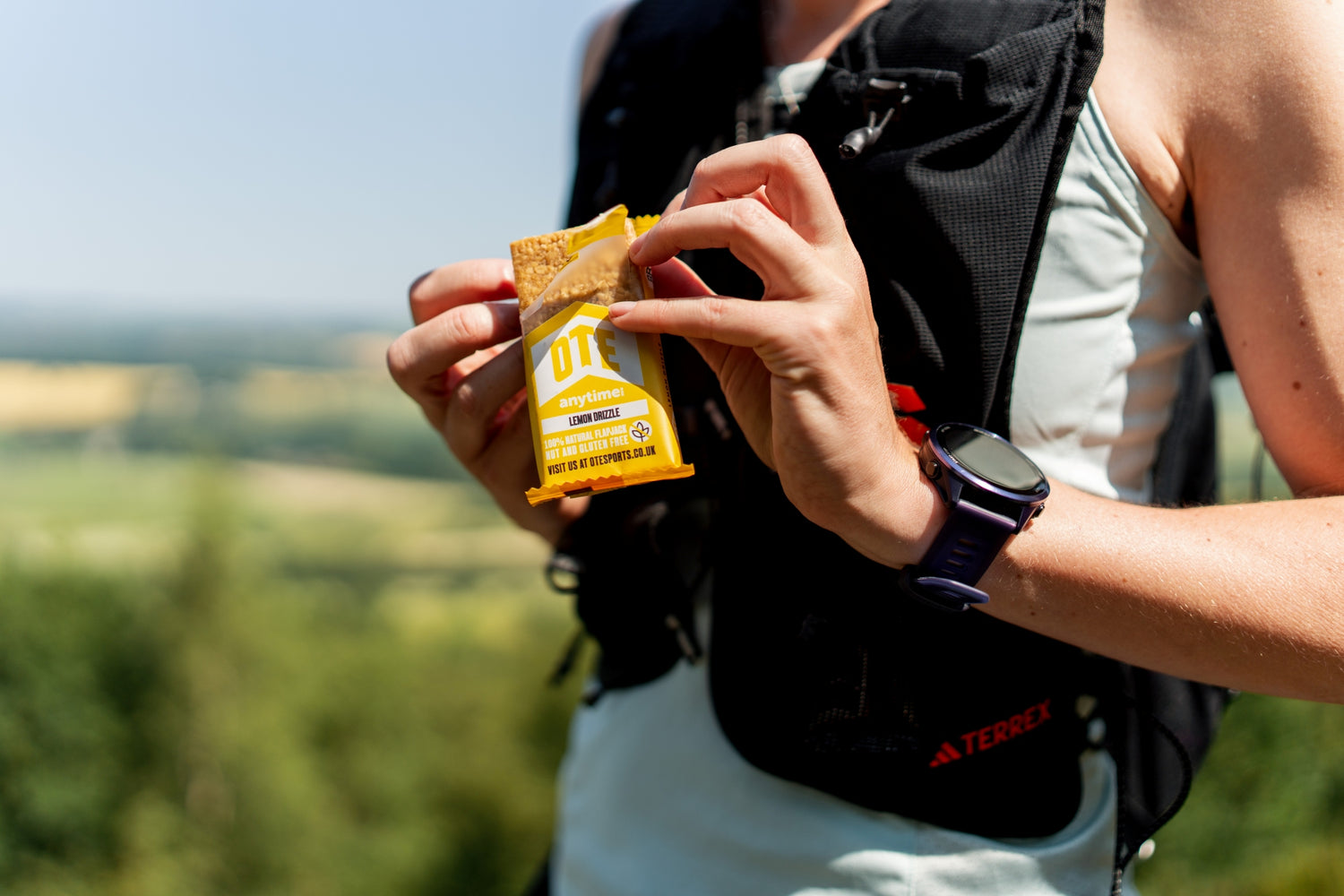 Lemon Drizzle Anytime Bar