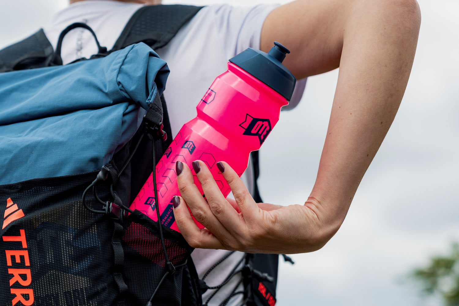 Pink Hup Hup Drinks Bottle 750ml
